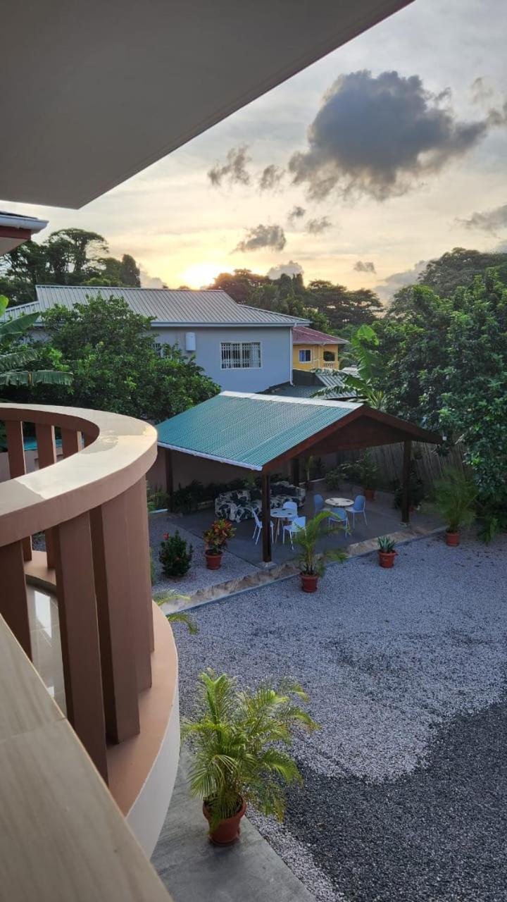 Green Self-Catering Apartment Beau Vallon  Zewnętrze zdjęcie